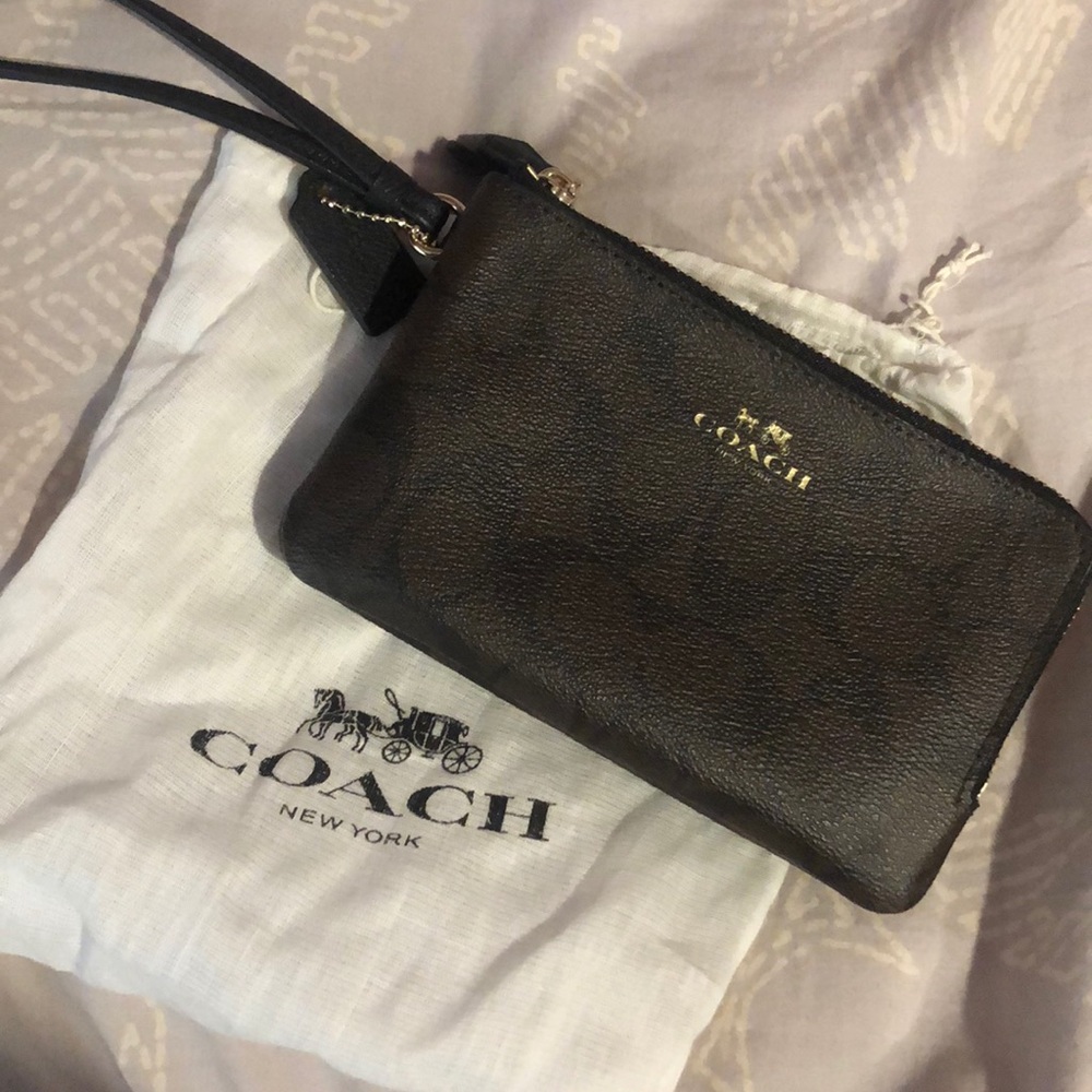 Double zip coach wristlet NWT